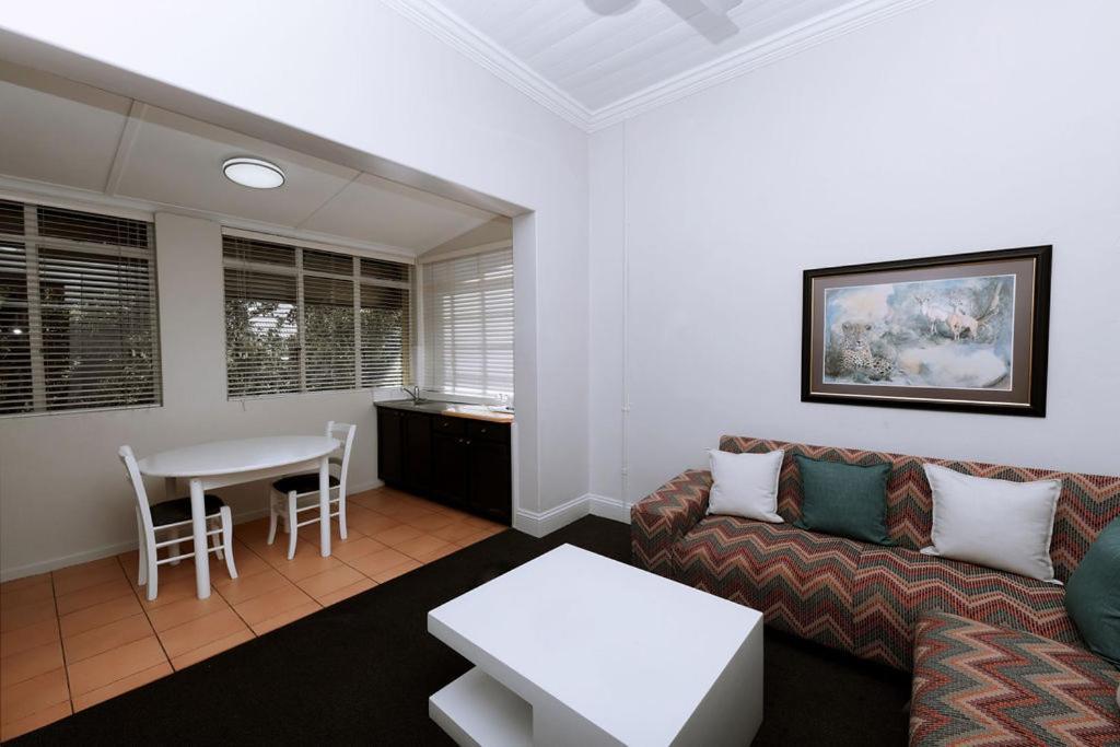 Madeline Grove Bed & Breakfast Durban Exterior photo