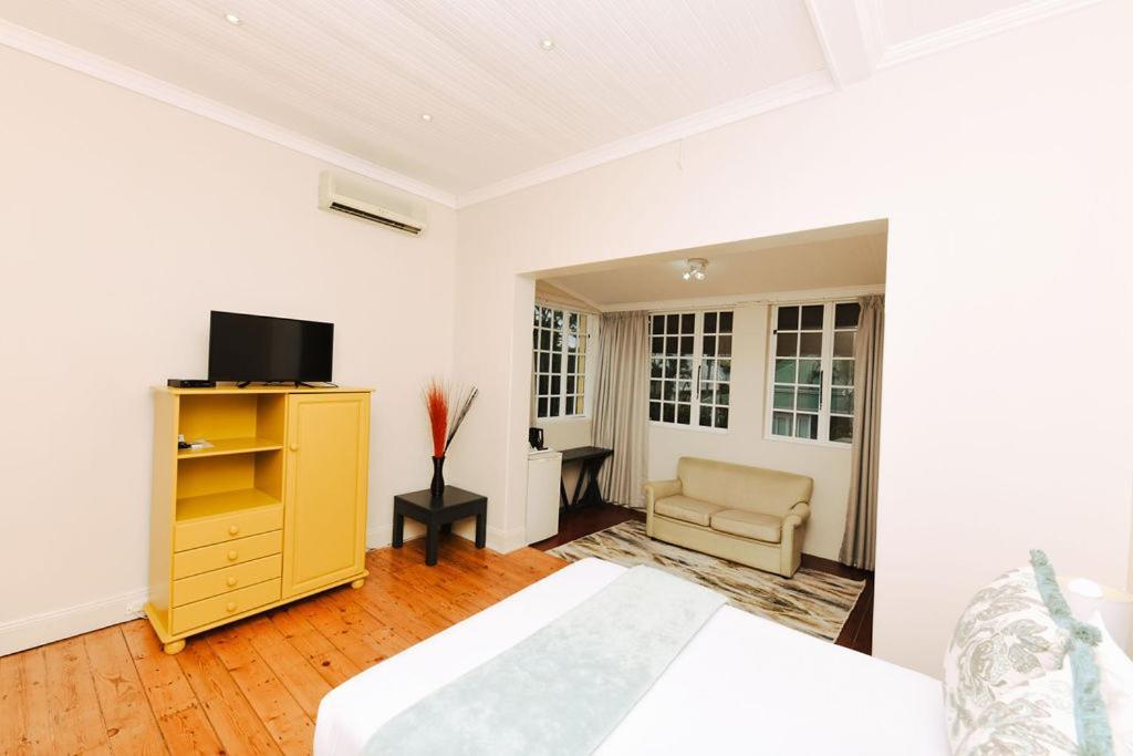 Madeline Grove Bed & Breakfast Durban Exterior photo