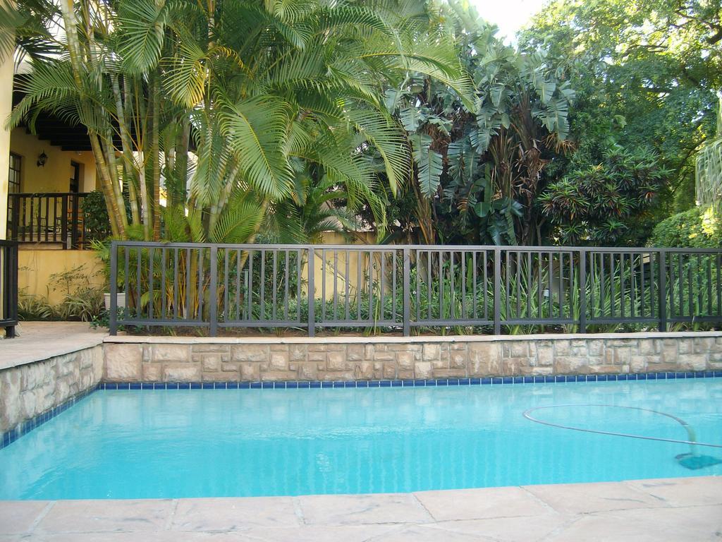 Madeline Grove Bed & Breakfast Durban Exterior photo